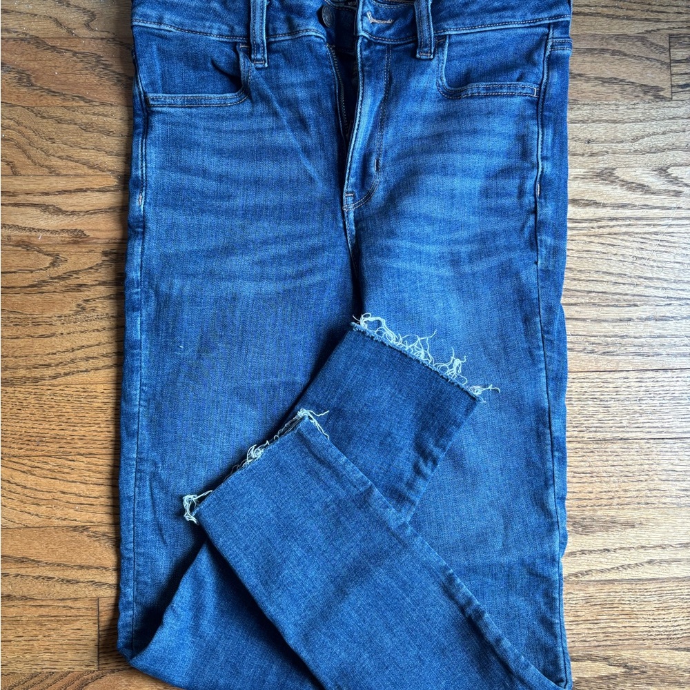 American Eagle Outfitters Skinny Jeans- Size 6
